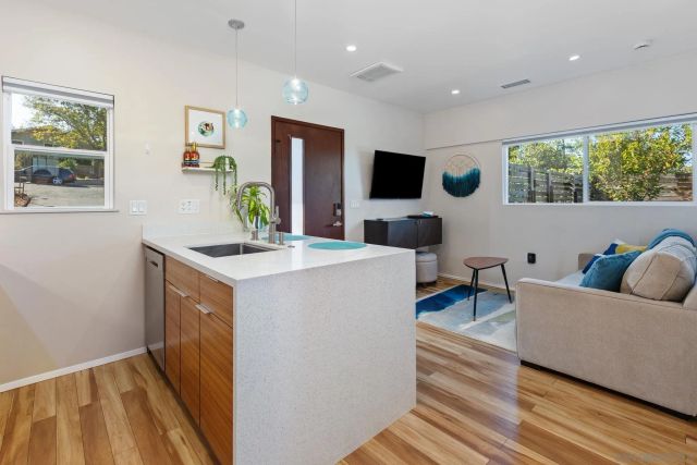 1920 Bernardo, Escondido, CA 92025