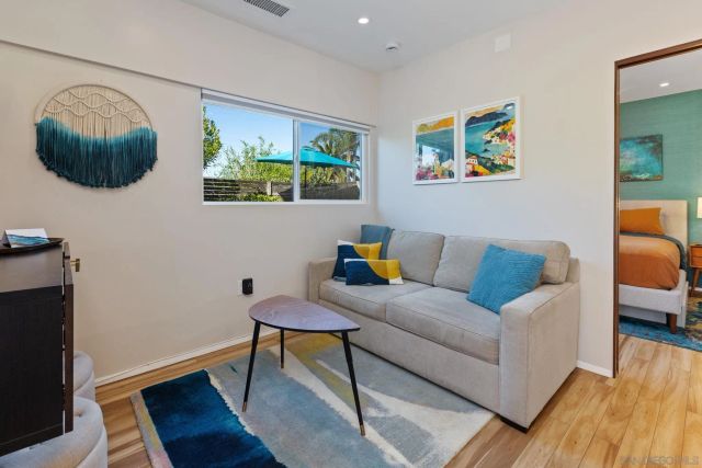 1920 Bernardo, Escondido, CA 92025