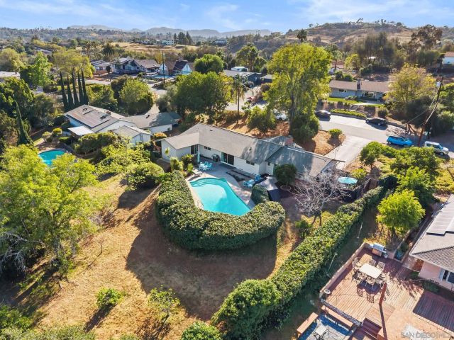 1920 Bernardo, Escondido, CA 92025