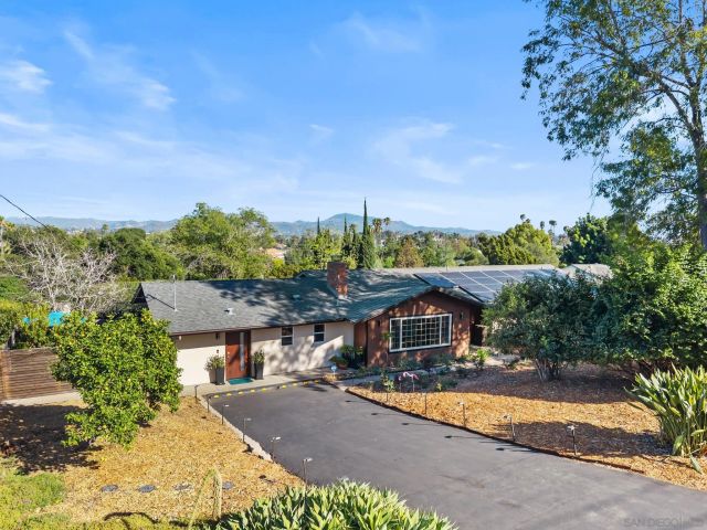 1920 Bernardo, Escondido, CA 92025