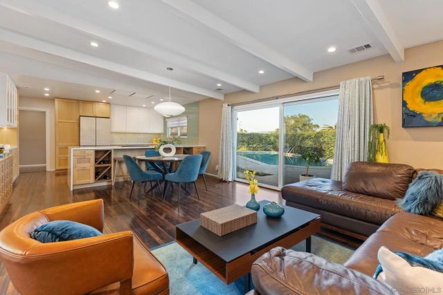 1920 Bernardo, Escondido, CA 92025