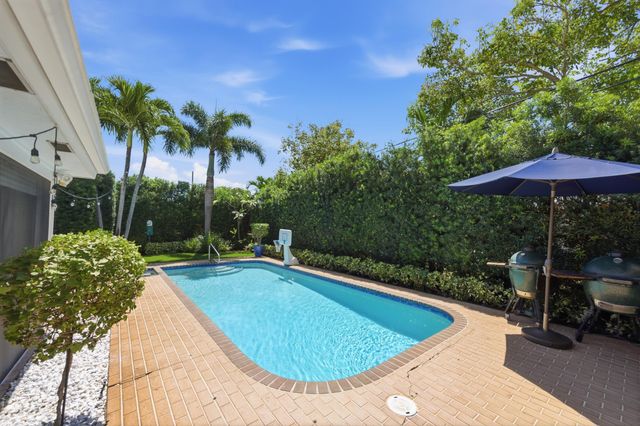 2600 NE 20th Street, Pompano Beach, FL 33062