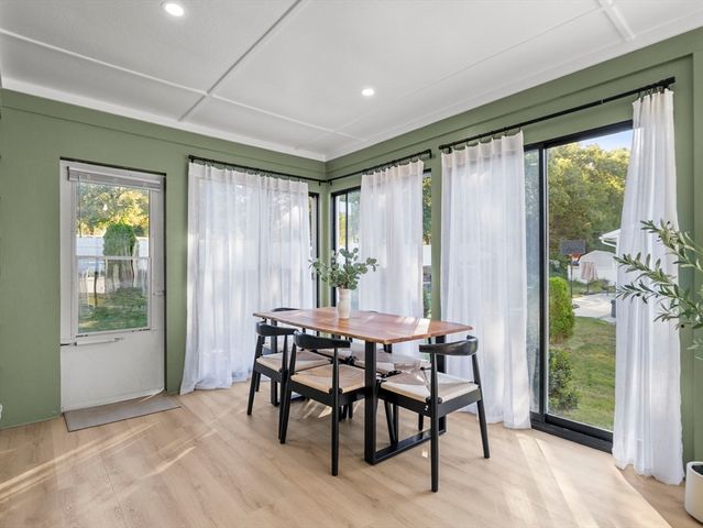 8 Francella Rd, Methuen, MA 01844