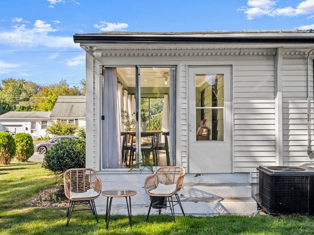 8 Francella Rd, Methuen, MA 01844