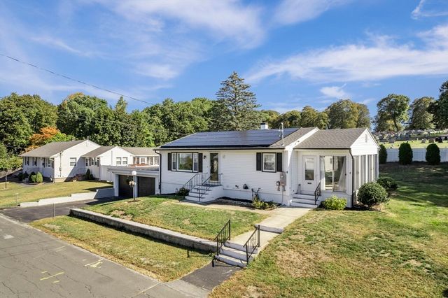 8 Francella Rd, Methuen, MA 01844