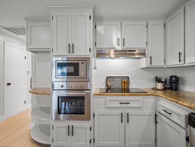 8 Francella Rd, Methuen, MA 01844