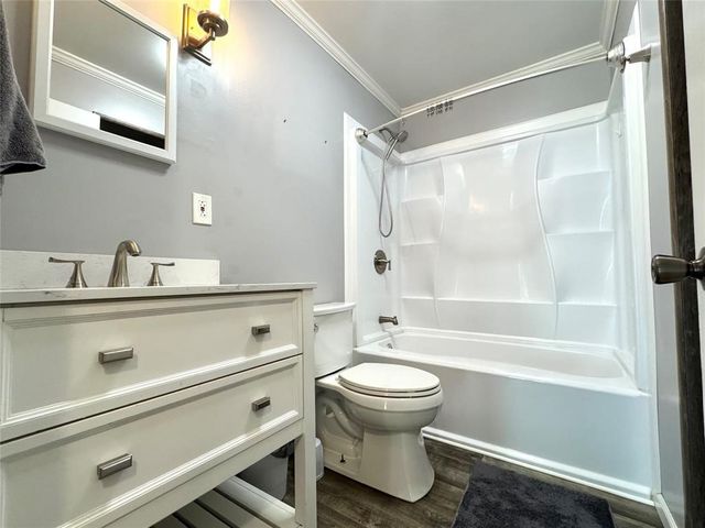 3336 EAST Avenue, Erie, PA 16504