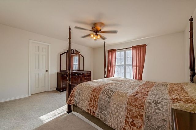 10144 Hidden Creek Falls Lane, Brookshire, TX 77423