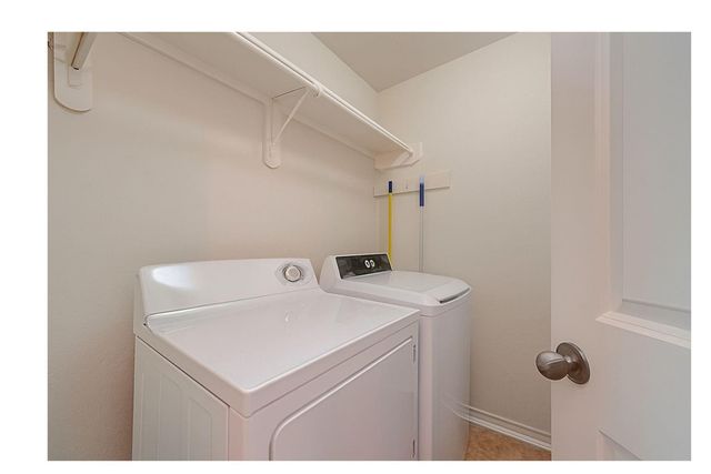 10144 Hidden Creek Falls Lane, Brookshire, TX 77423