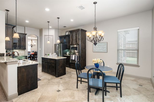 7825 Woodcreek Way, Sachse, TX 75048
