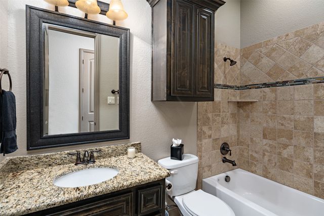 7825 Woodcreek Way, Sachse, TX 75048