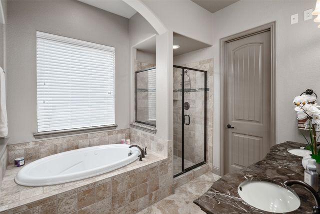 7825 Woodcreek Way, Sachse, TX 75048