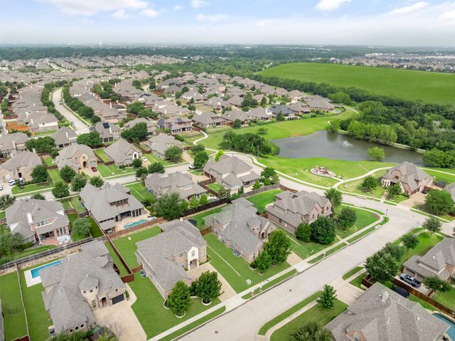 7825 Woodcreek Way, Sachse, TX 75048