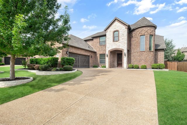 7825 Woodcreek Way, Sachse, TX 75048
