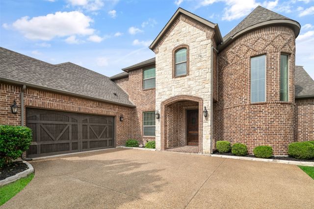 7825 Woodcreek Way, Sachse, TX 75048