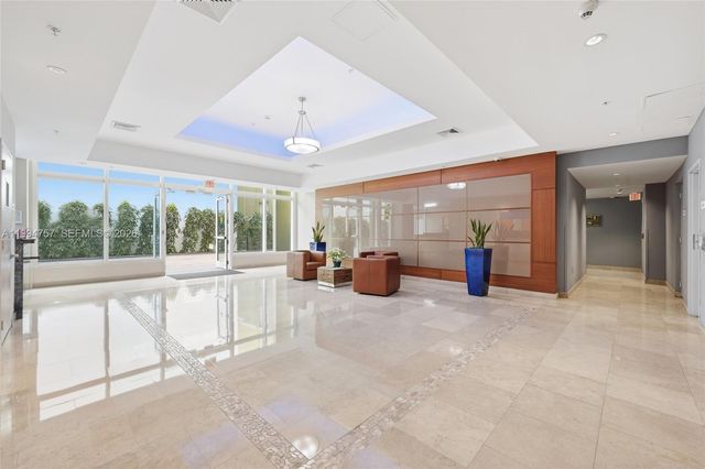 3180 SW 22nd Ter 804, Miami, FL 33145