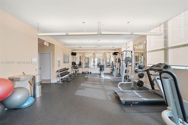 3180 SW 22nd Ter 804, Miami, FL 33145