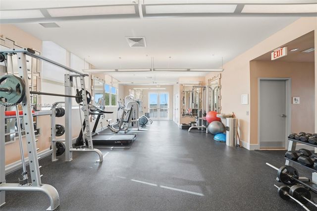 3180 SW 22nd Ter 804, Miami, FL 33145