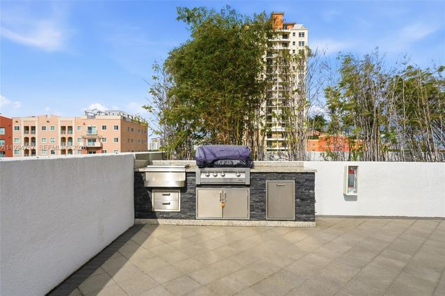 3180 SW 22nd Ter 804, Miami, FL 33145