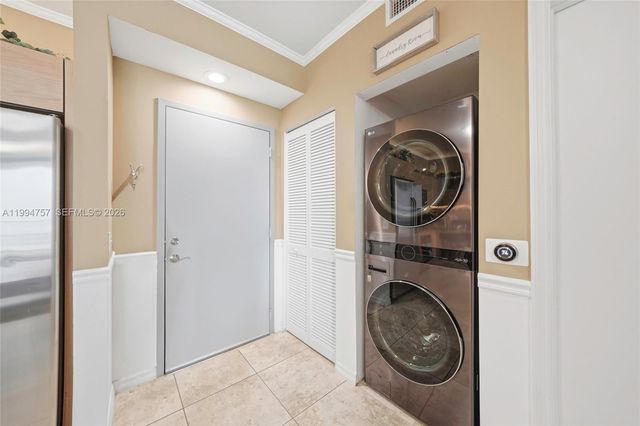 3180 SW 22nd Ter 804, Miami, FL 33145