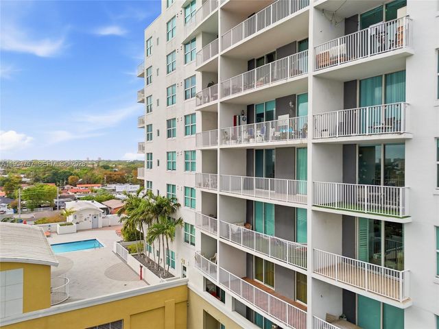 3180 SW 22nd Ter 804, Miami, FL 33145