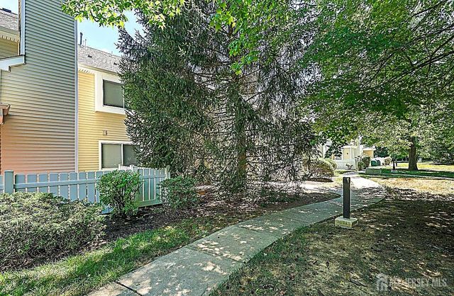 12 Wynwood Drive, South Brunswick, NJ 08852