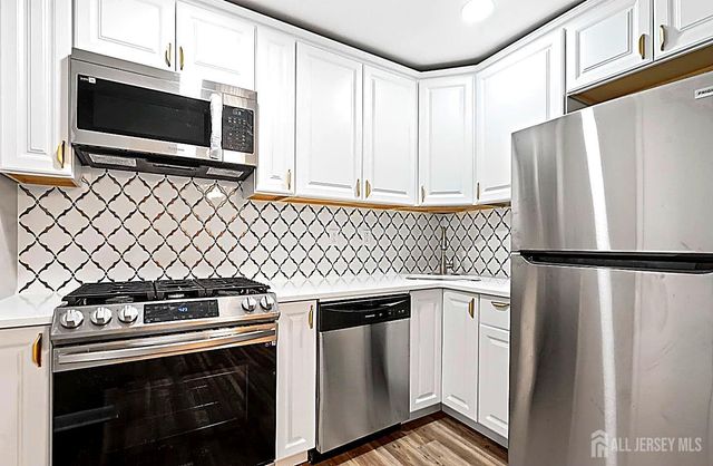 12 Wynwood Drive, South Brunswick, NJ 08852