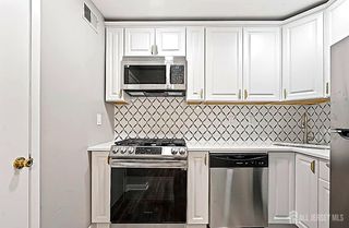 12 Wynwood Drive, South Brunswick, NJ 08852