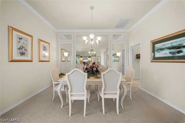 487 Preswick LN, Naples, FL 34120
