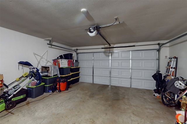 432 Shelby Drive, Burleson, TX 76028