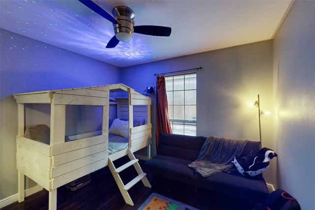 432 Shelby Drive, Burleson, TX 76028