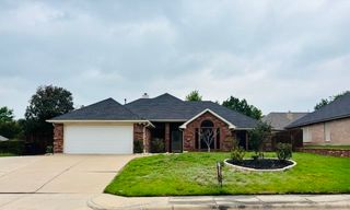 432 Shelby Drive, Burleson, TX 76028