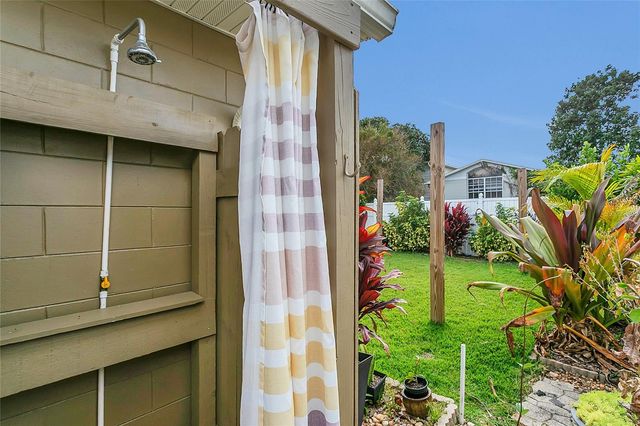 150 PEPPERTREE DRIVE, Orlando, FL 32825