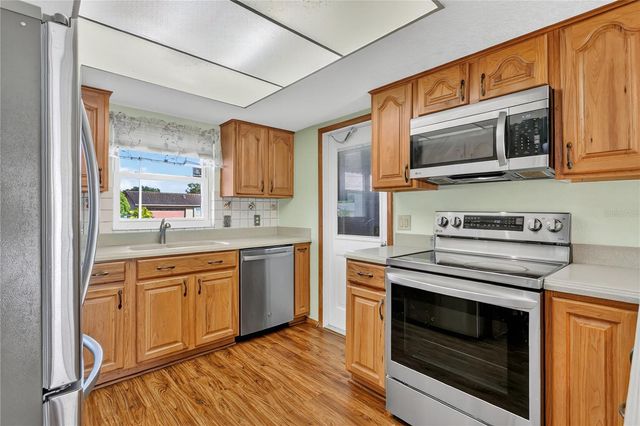 150 PEPPERTREE DRIVE, Orlando, FL 32825