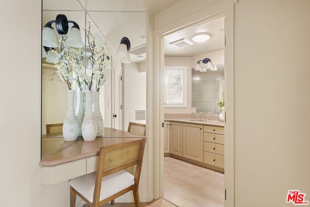 813 Country Club Drive, Ojai, CA 93023