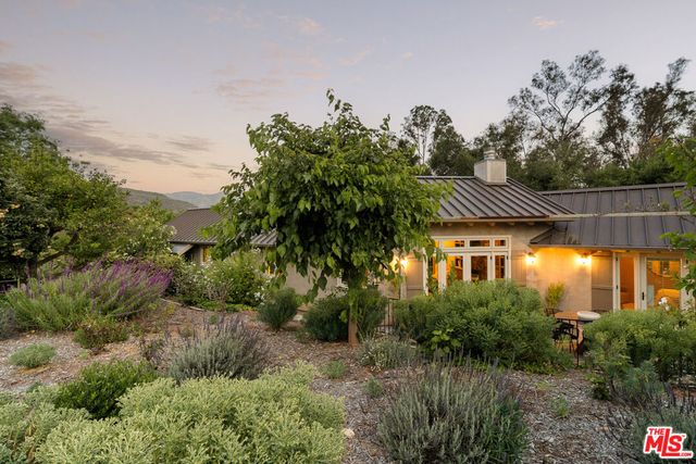 813 Country Club Drive, Ojai, CA 93023