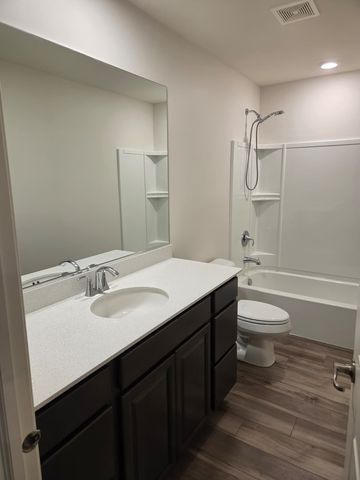 2015 Pembridge Lane 2015, Joliet, IL 60431