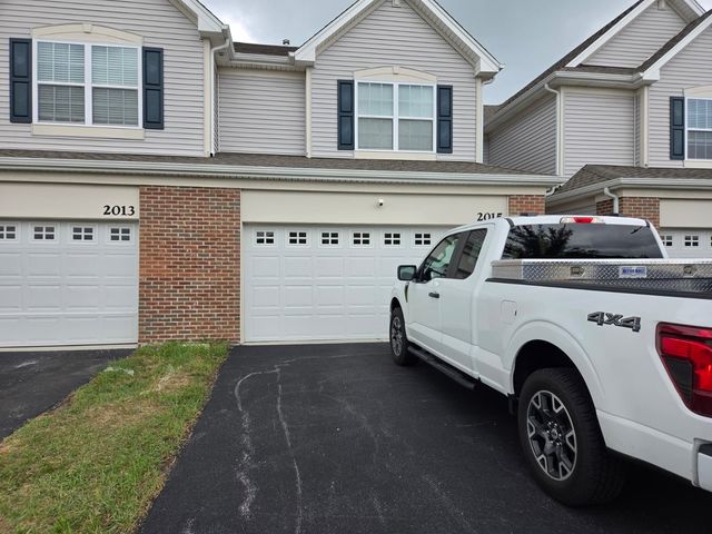 2015 Pembridge Lane 2015, Joliet, IL 60431