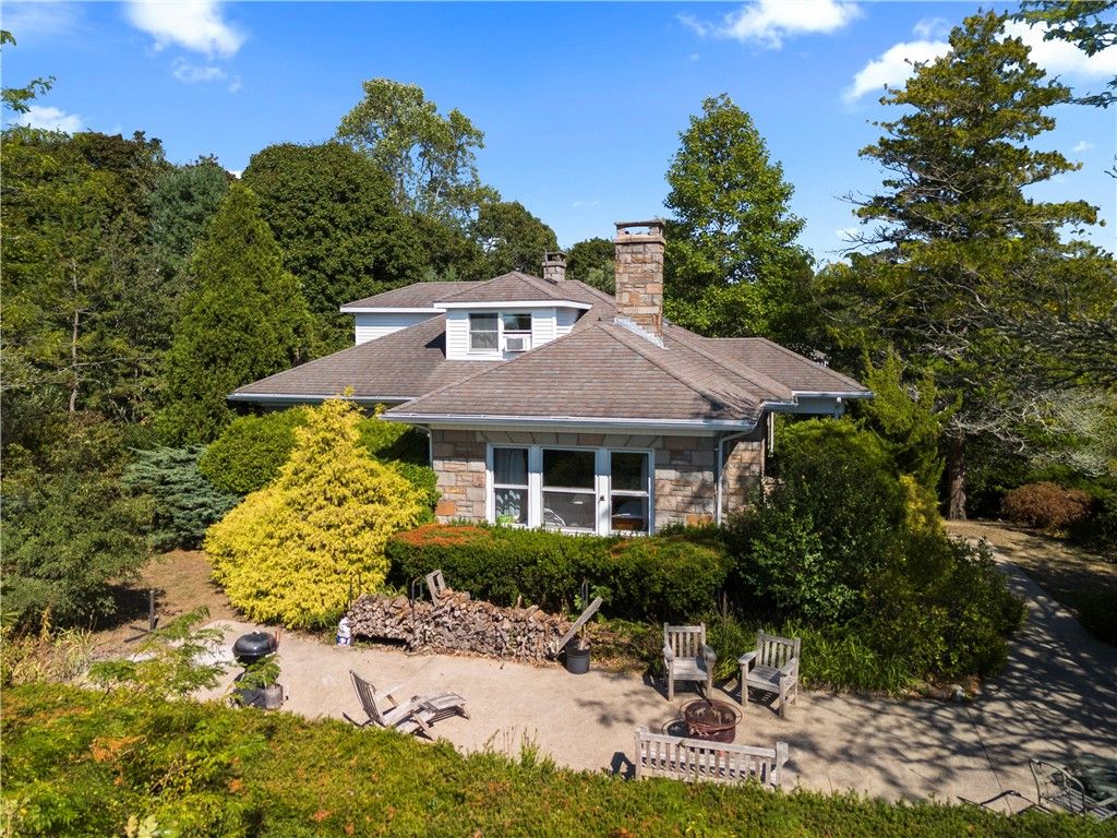 2 Brass Ring Road, Westerly, RI 02891