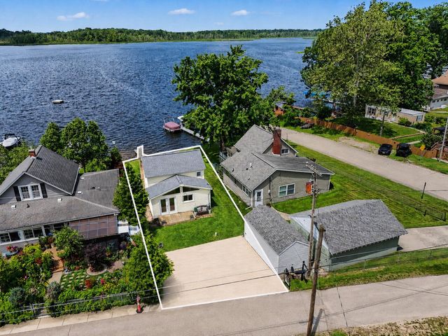 51520 Fish Lake Drive, Marcellus Twp, MI 49067