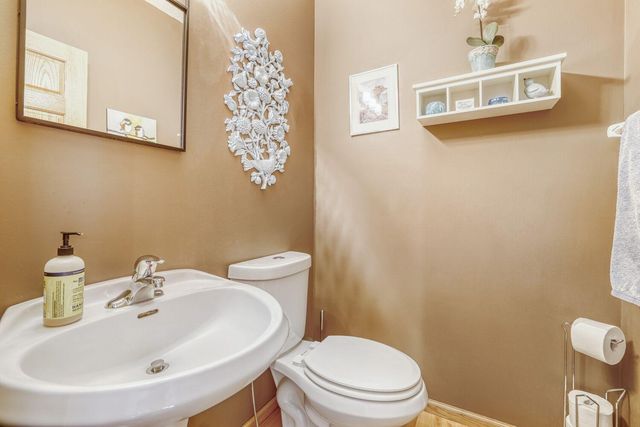 1405 Overlook Court, Elko New Market, MN 55054