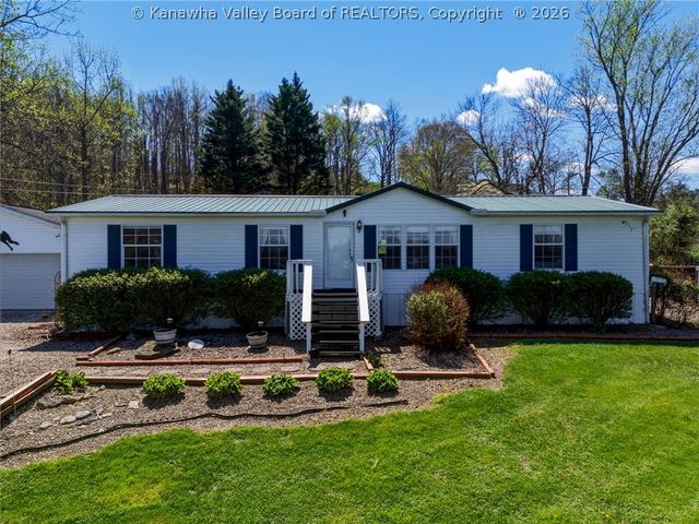 2435 US Route 60, Hurricane, WV 25526