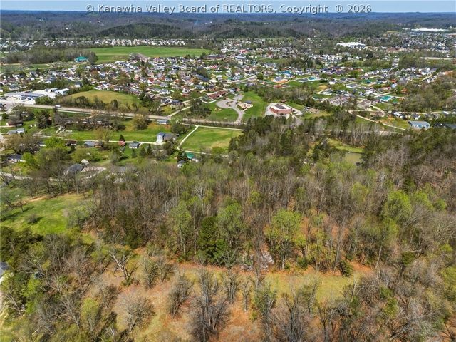 2435 US Route 60, Hurricane, WV 25526