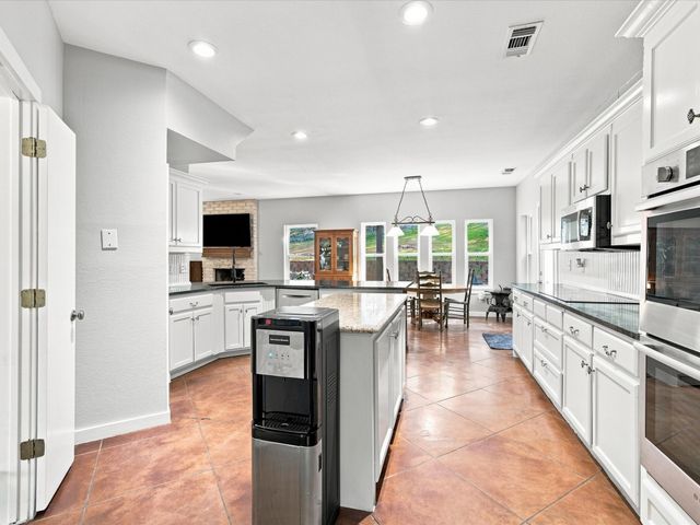 113 Oak Branch Court, Waxahachie, TX 75167