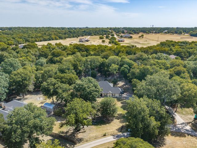 113 Oak Branch Court, Waxahachie, TX 75167