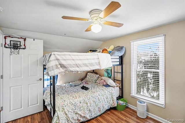 532 E Broad Street, Linden, MI 48451