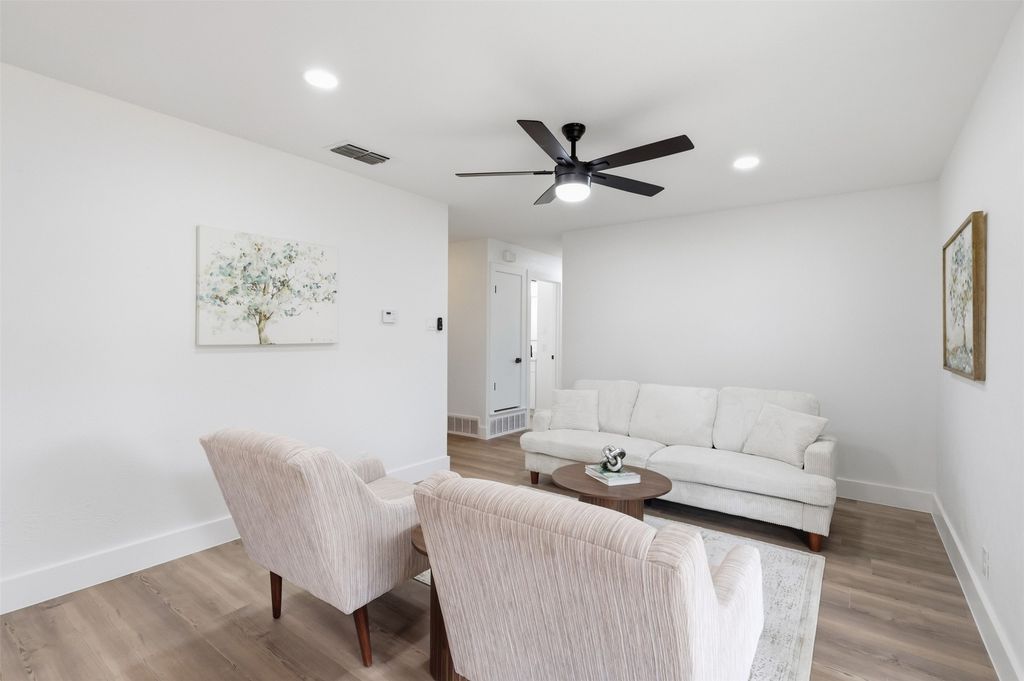 3205 Fargo Court, Fort Worth, TX 76133 — photo 3