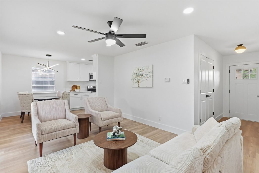 3205 Fargo Court, Fort Worth, TX 76133 — photo 5