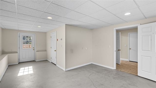 106 Cedar Avenue, Portsmouth, RI 02871