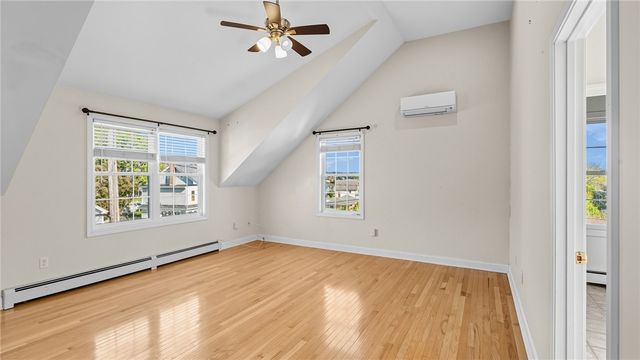 106 Cedar Avenue, Portsmouth, RI 02871